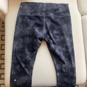 Lululemon Wunder Train High Rise Tight 25” Size 16